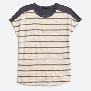 UEC WOMENS PINK CLOVER KNIT TOP SIZE MEDIUM!